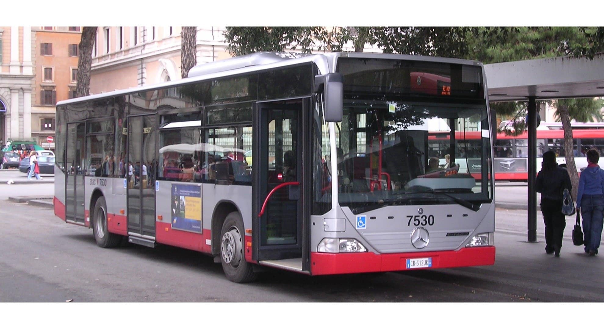 Autobuses En Roma Transporte Publico Sobre Ruedas Guia En Roma