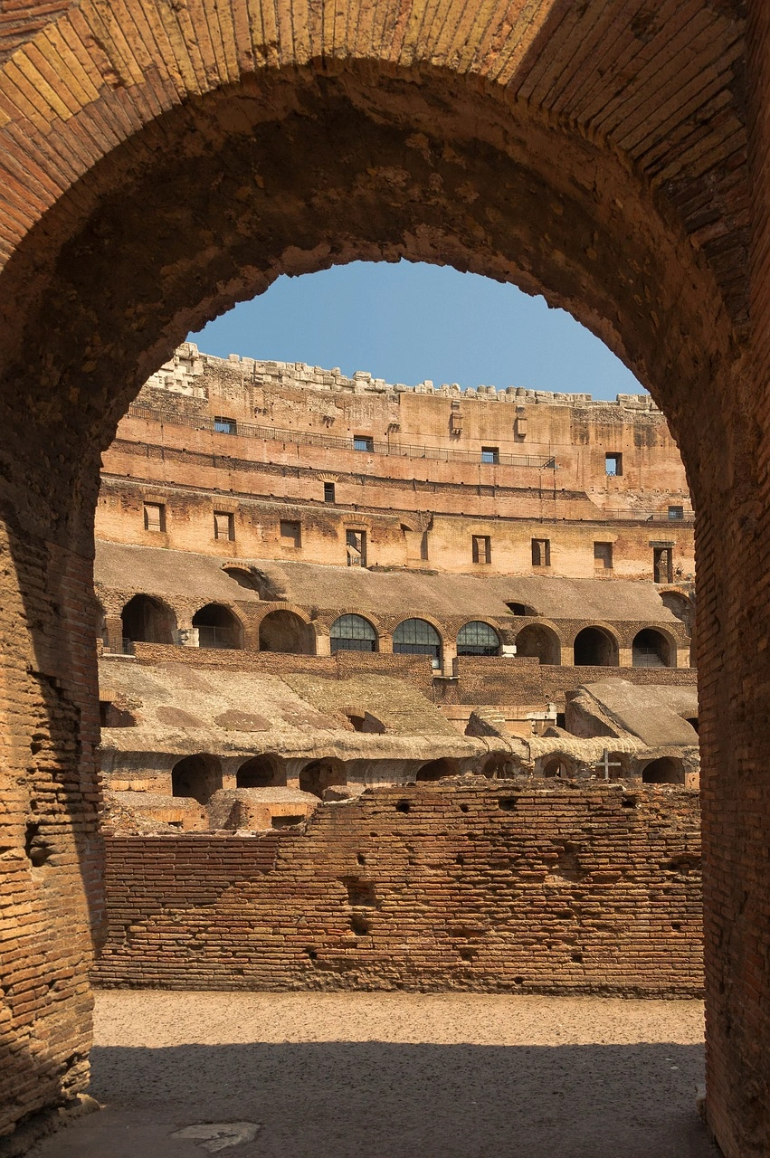 Acceso al Coliseo Romano