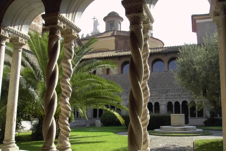 claustro-san-juan-letran-lugares-romanticos-de-Roma